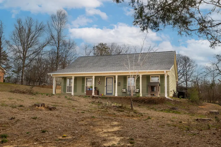 102 Northgate Dr., Starkville, MS 39759 - #2