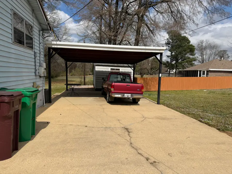 99 Lincoln, Columbus, MS 39705 - #2