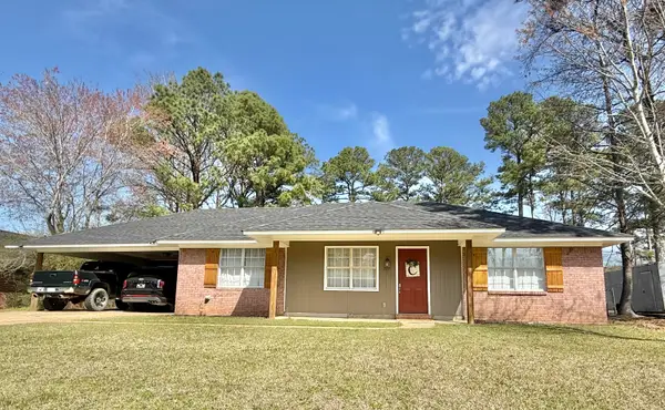 611 Thornton, Columbus, MS 39702
