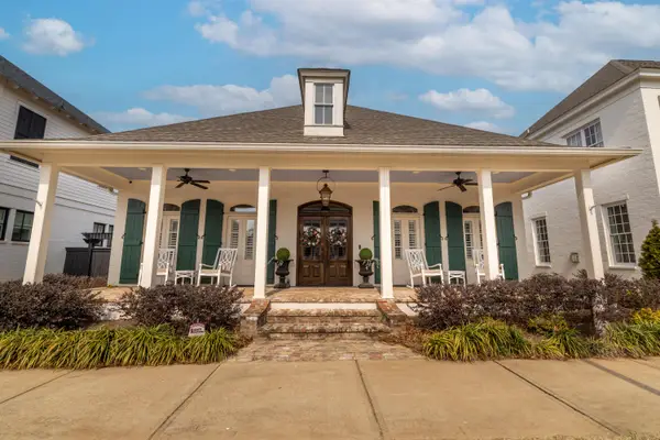 230 Bancroft Ave., Starkville, MS 39759