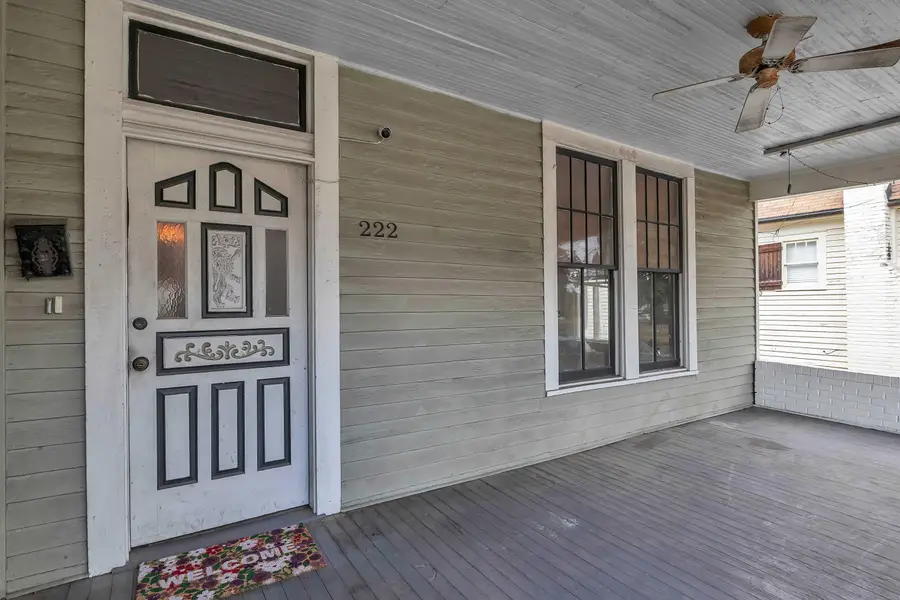 222 11th St, Columbus, MS 39701 - #2