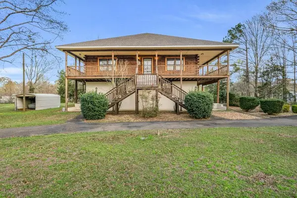 712 Pate Rd, West Point, MS 39773