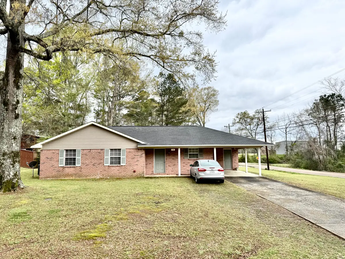 16 Jenny Ln, Columbus, MS 39702 - #1