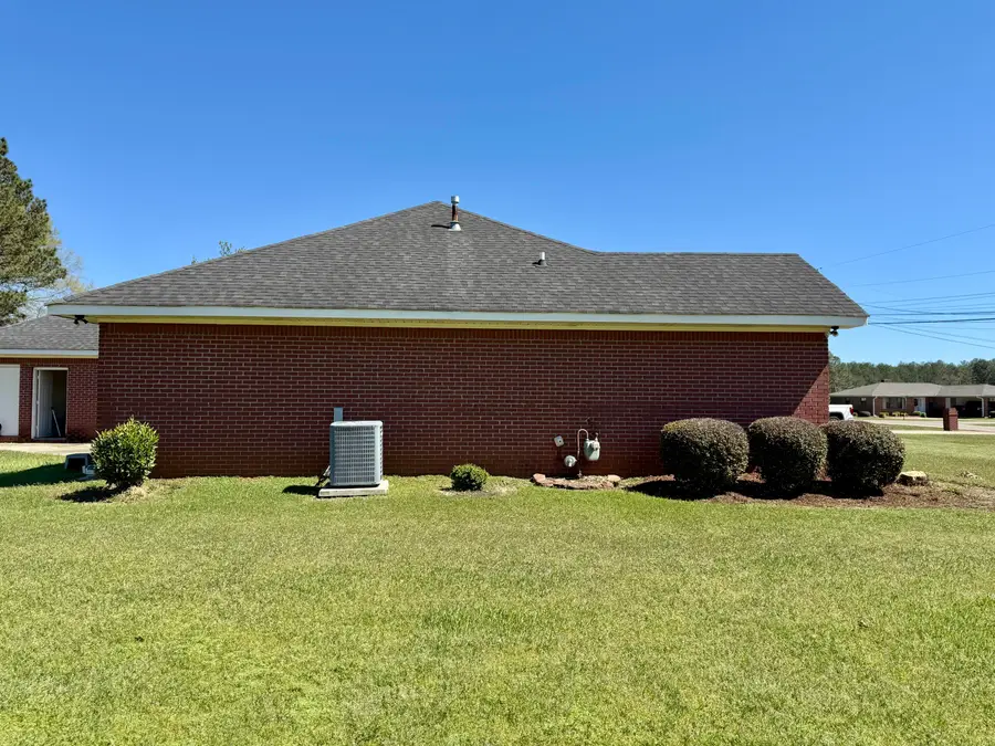 91 Wilson Dr, Columbus, MS 39702 - #2