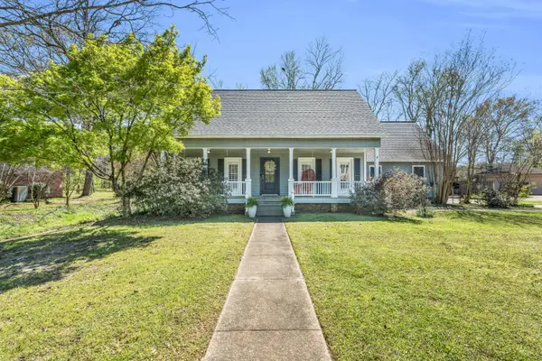 403 Shadowood, Starkville, MS 39759