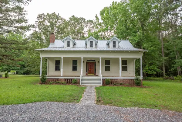 668 John White Road, Starkville, MS 39759