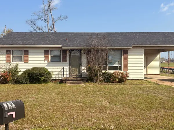 901 11th, Amory, MS 38821