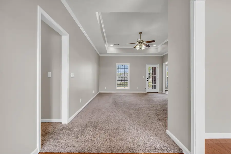 161 Red Oak Ln, Columbus, MS 39705 - #3