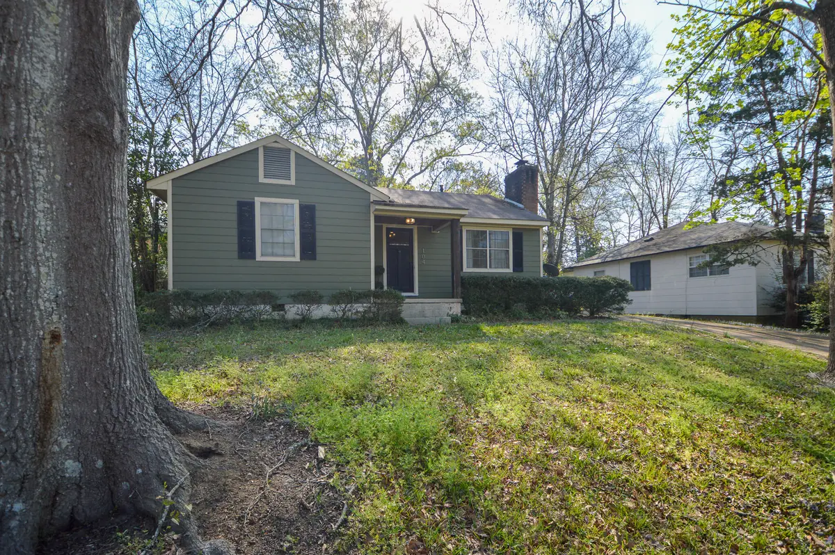 104 White Dr, Starkville, MS 39759 - #1