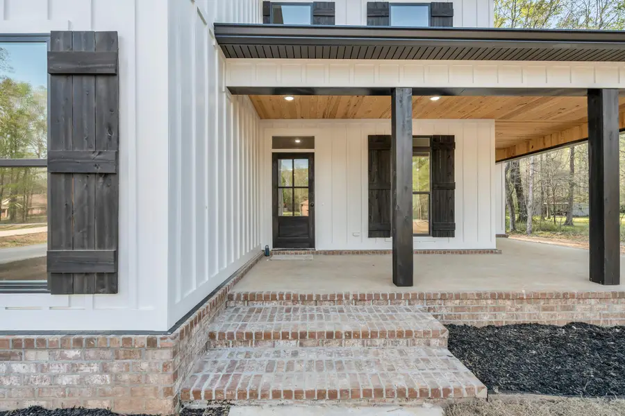 172 Densbrook Ln, Starkville, MS 39759 - #3