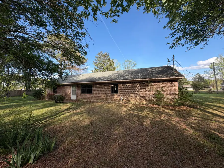 269 Eulie, Columbus, MS 39702 - #2