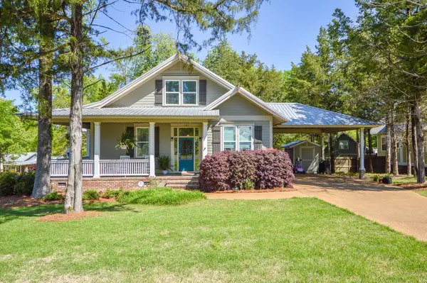 101 E Indian Ridge, Starkville, MS 39759