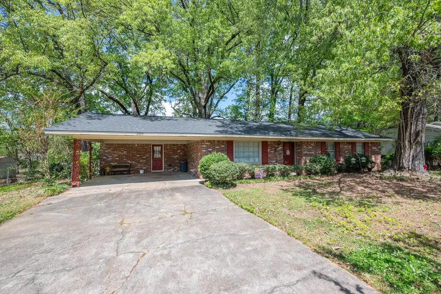 2600 Pin Oak, Starkville, MS 39759 - #2