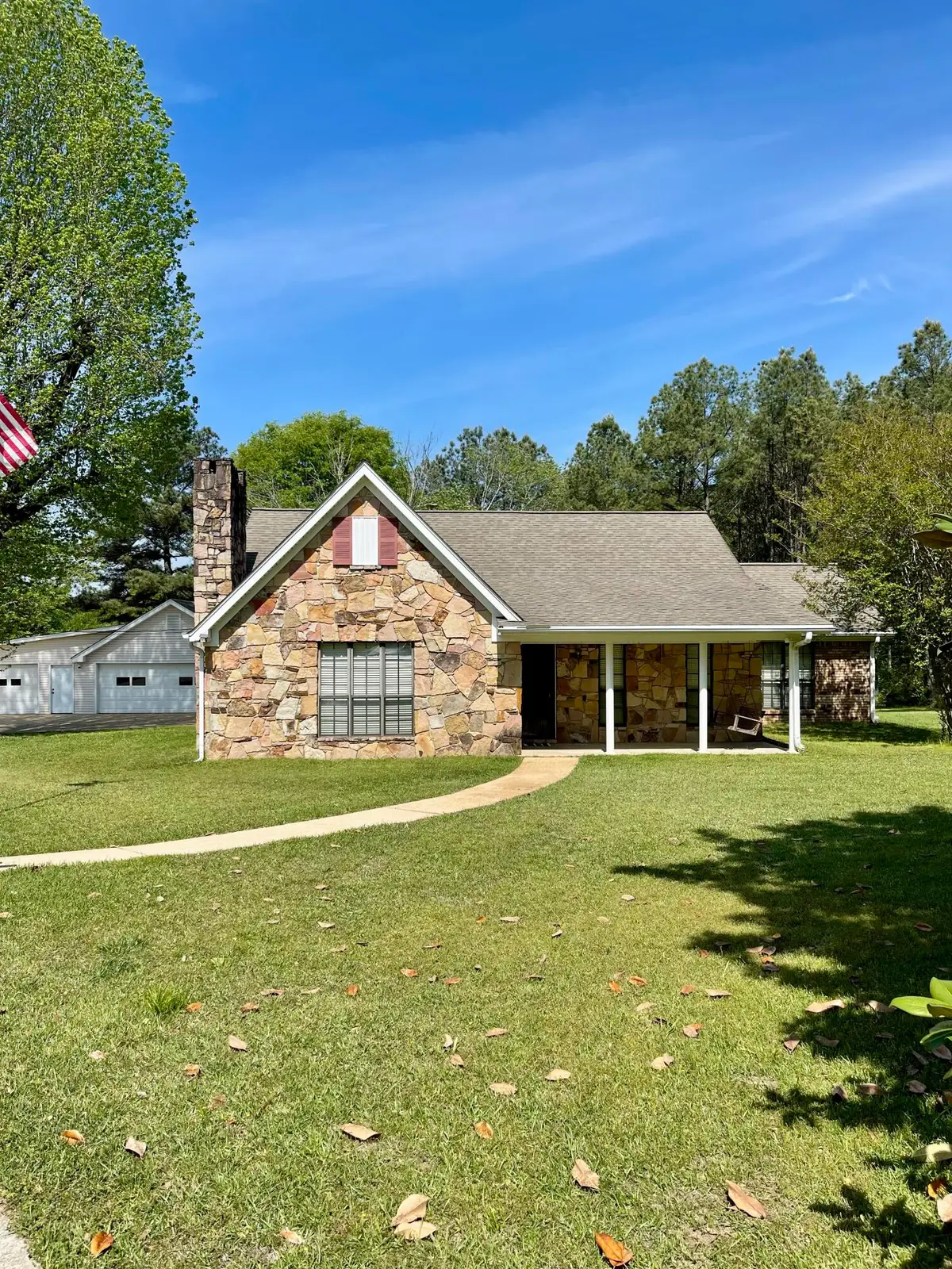 1662 Dale, Caledonia, MS 39740 - #1