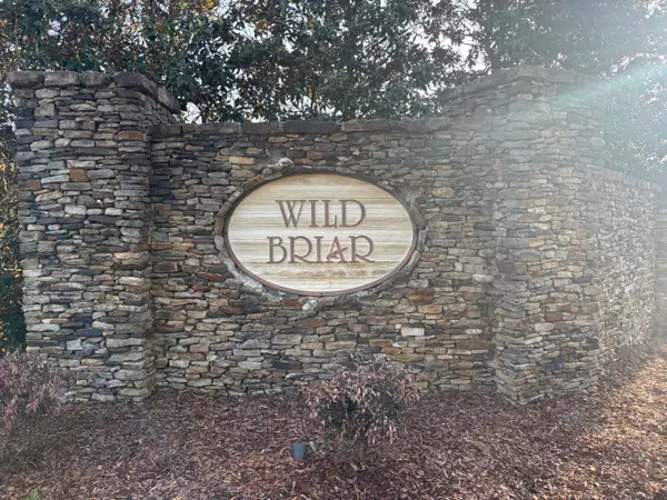 1451 W Briar Lake, Starkville, MS 39759