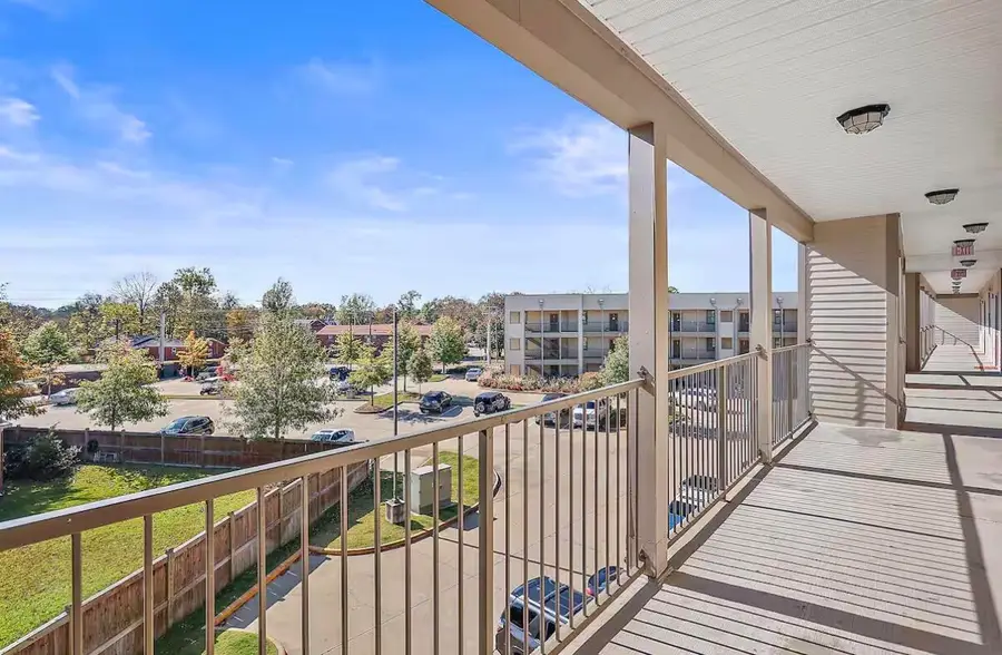 290 Russell Street Unit 332, Starkville, MS 39759 - #3