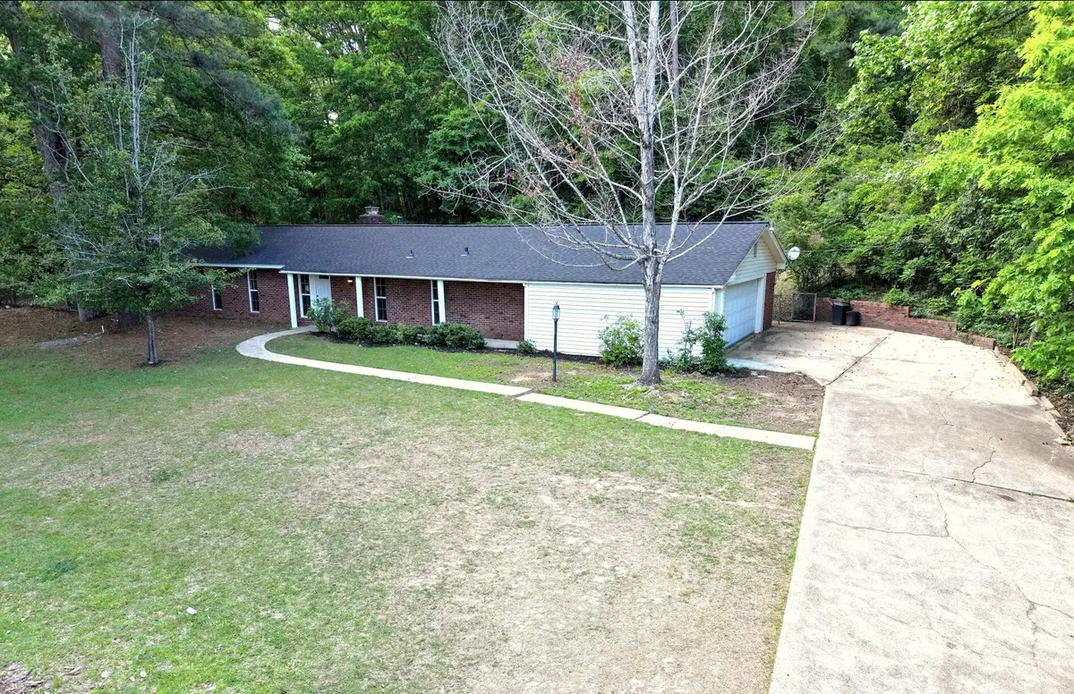 111 Newbell, Columbus, MS 39705 - #1