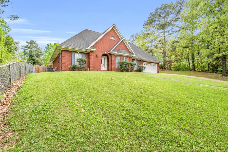 810 N 21st, Columbus, MS 39701 - #3