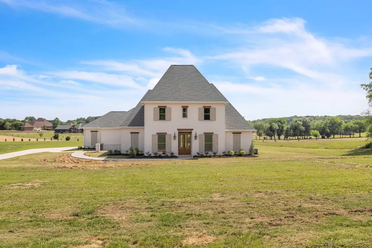 30 Prairie Waters Drive, Columbus, MS 39701 - #1