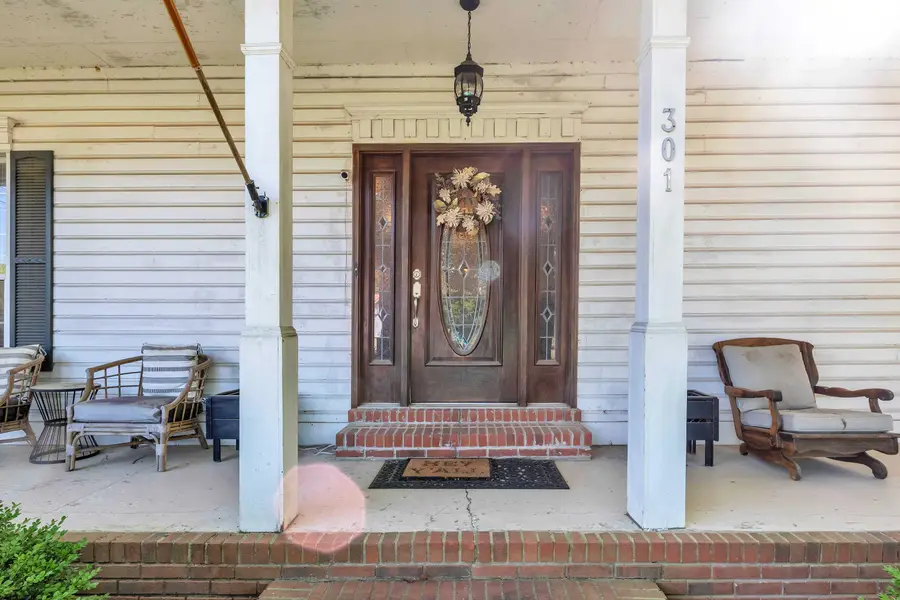 301 Linden, Starkville, MS 39759 - #2