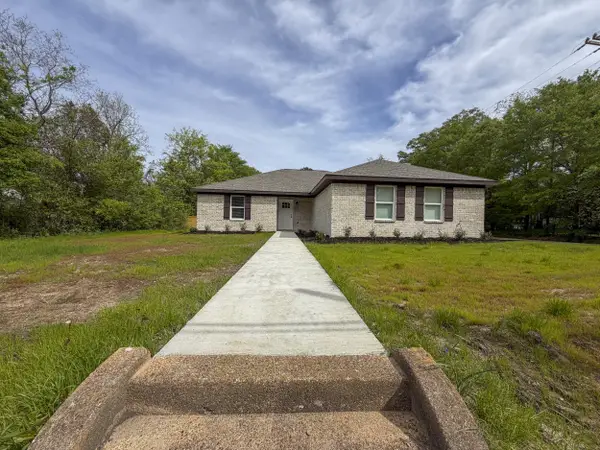 205 Jefferson, West Point, MS 39773