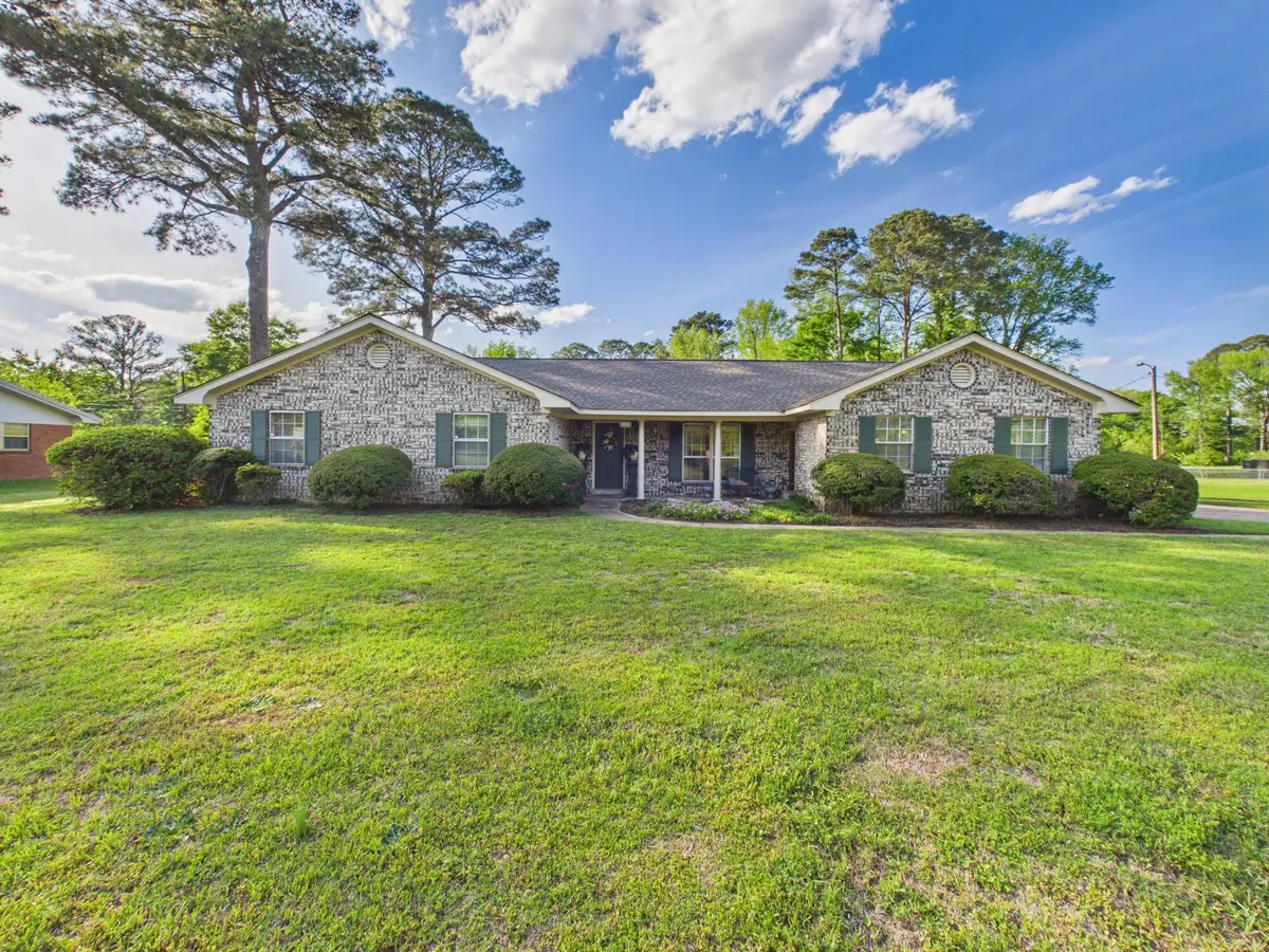 507 Sylvan, Columbus, MS 39702 - #1