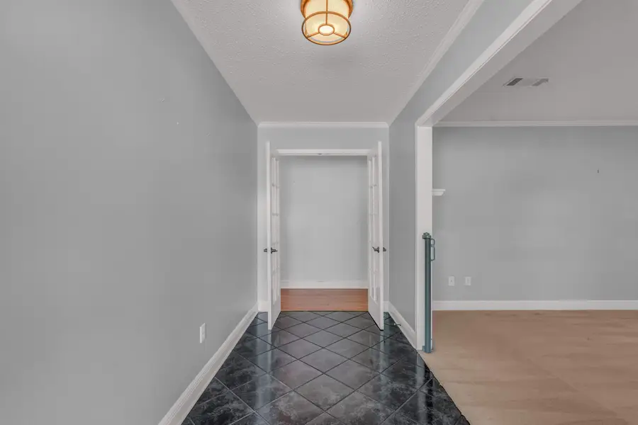 1194 Bob White, Starkville, MS 39759 - #3