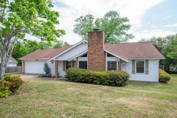 110 Oakridge St., Starkville, MS 39759