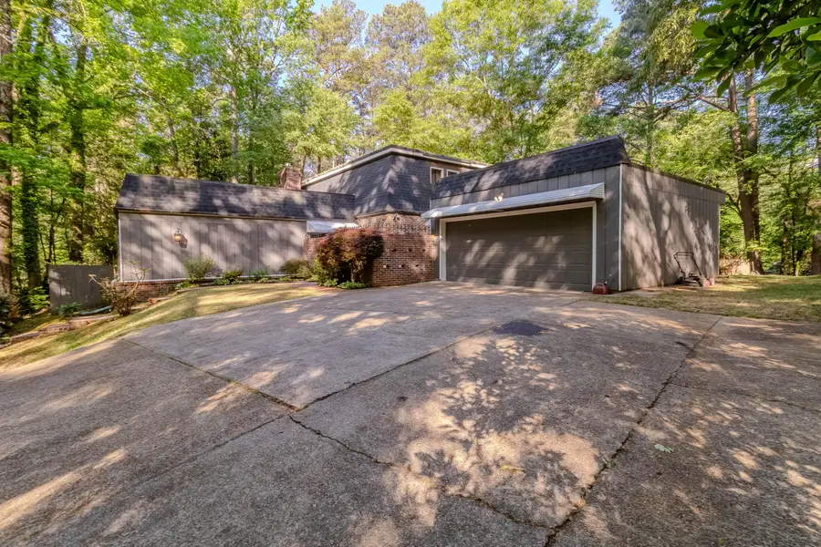 236 Davis Woods, Columbus, MS 39705 - #3