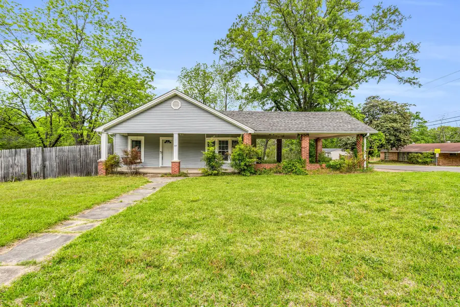 325 Central, Starkville, MS 39759 - #2