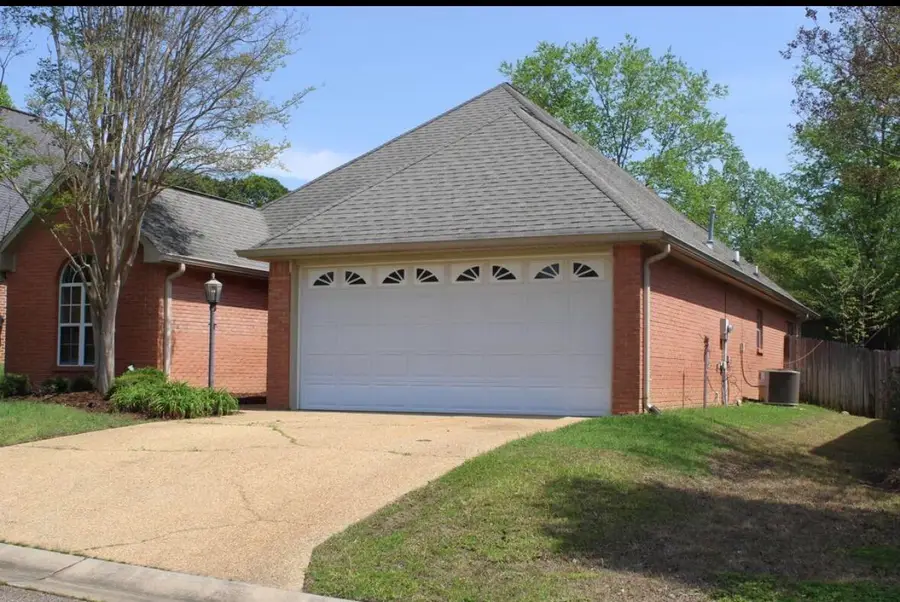 222 King Richard, Starkville, MS 39759 - #2