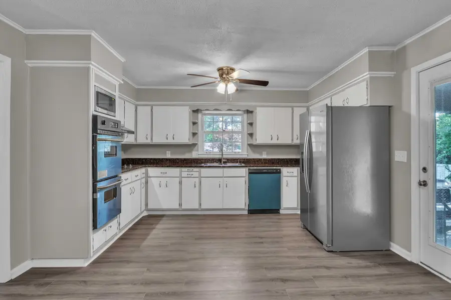 511 Edgewood, Columbus, MS 39701 - #2