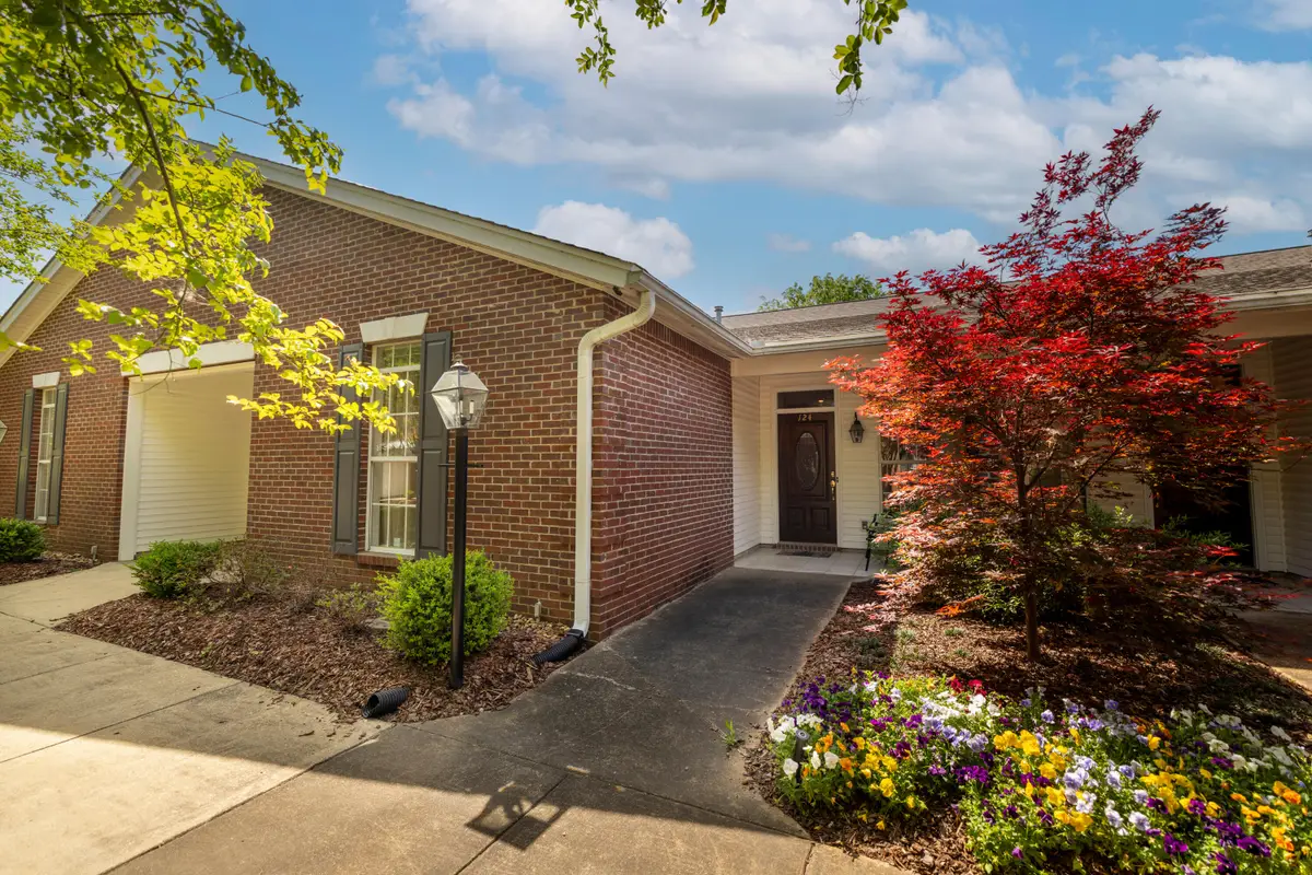 124 Hummingbird, Starkville, MS 39759 - #1