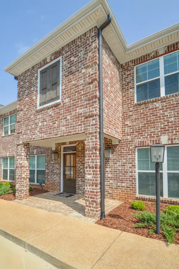 111 Guest Drive #903, Starkville, MS 39759