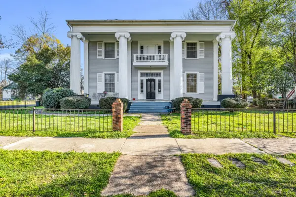 1024 3rd, Columbus, MS 39701