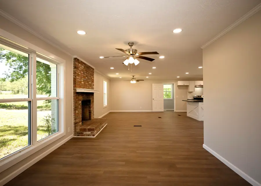 2232 Springfield, Vernon, AL 35592 - #3