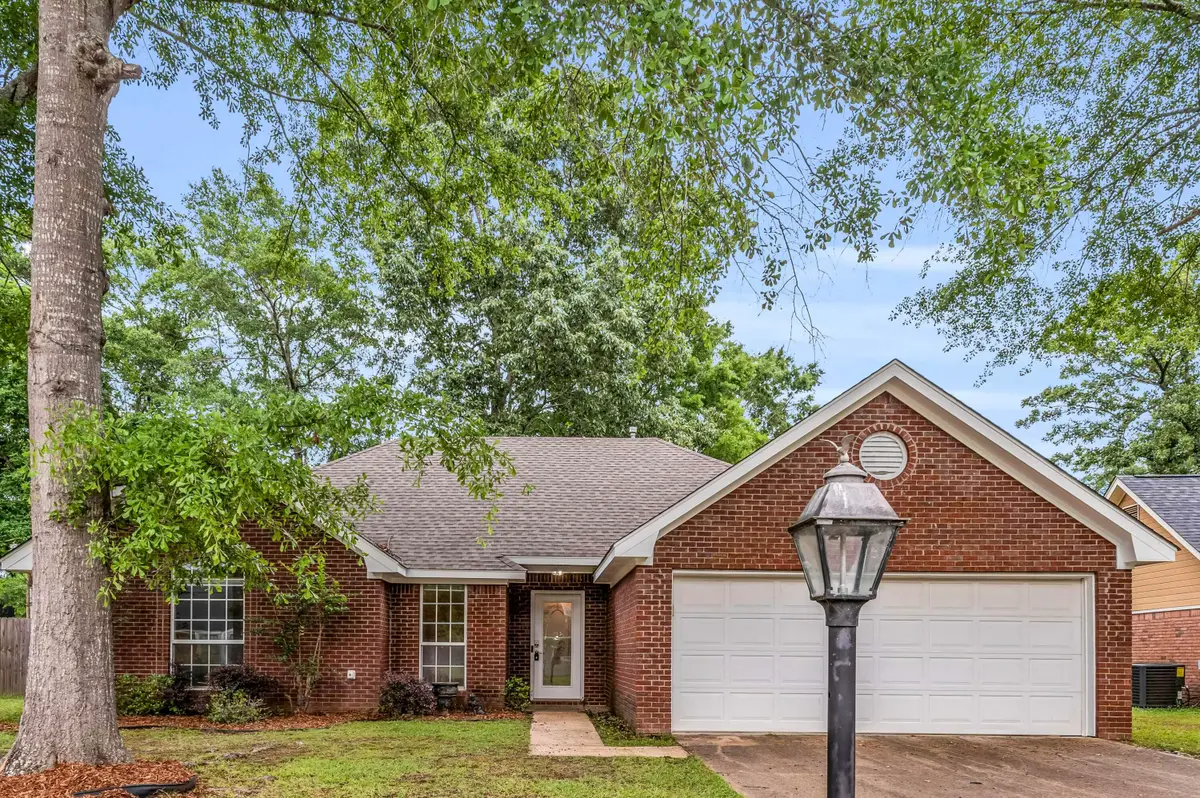19 Savannah, Columbus, MS 39702 - #1