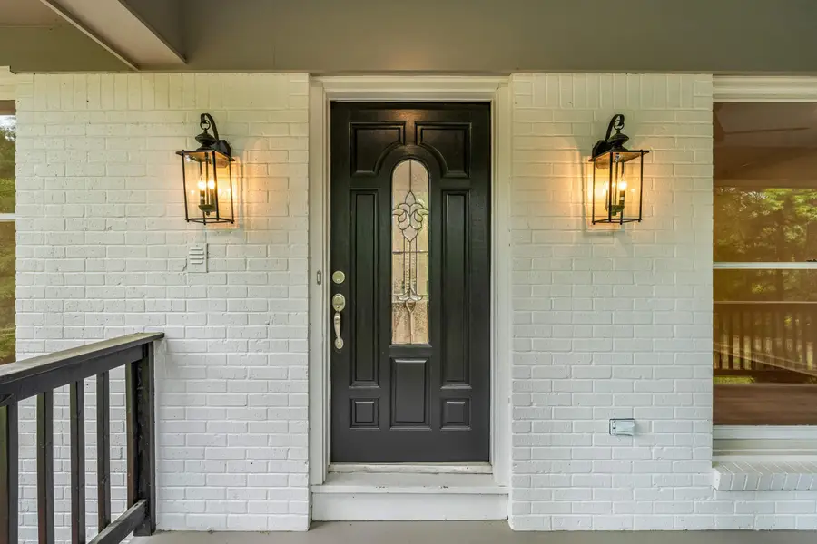 89 Edinburgh, Starkville, MS 39759 - #2