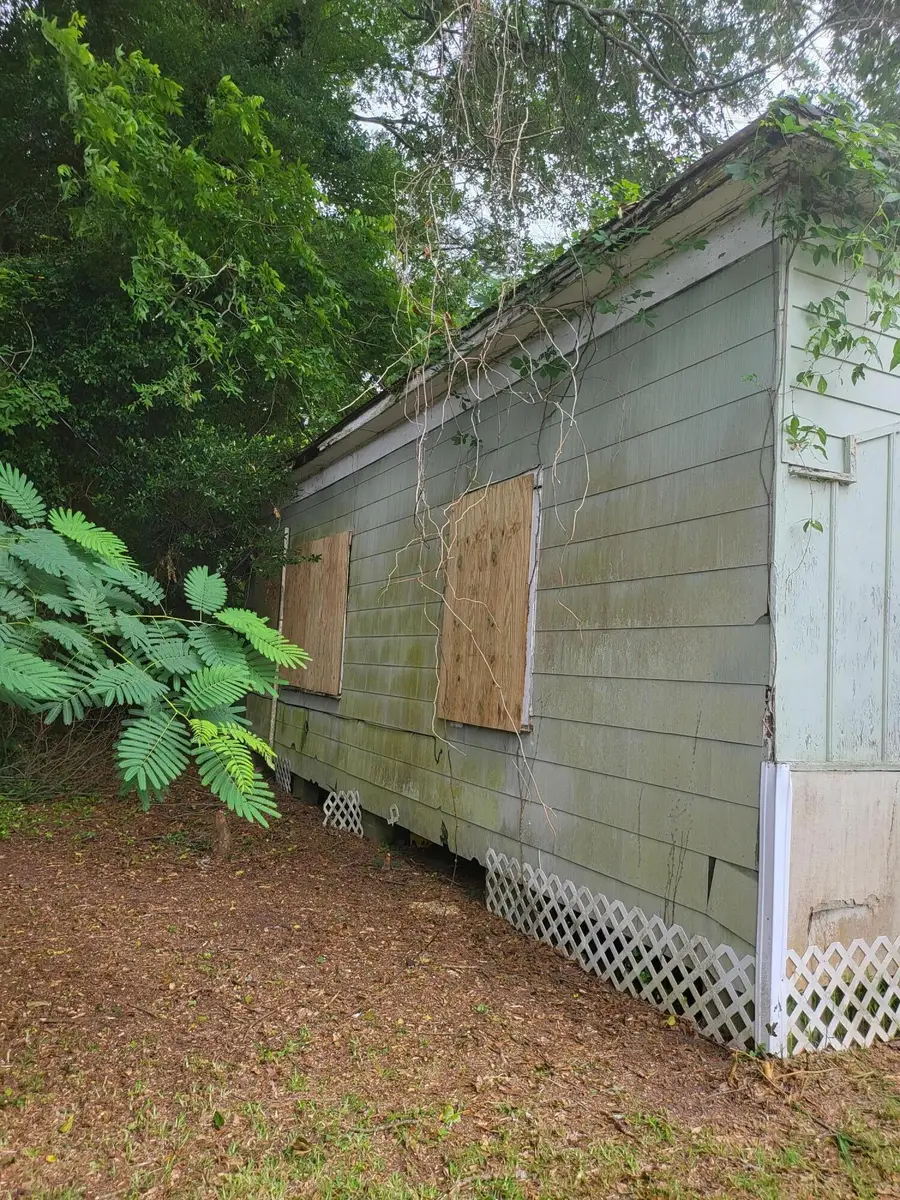 Address Withheld By Seller, Laurel, MS 39440 - Image #3