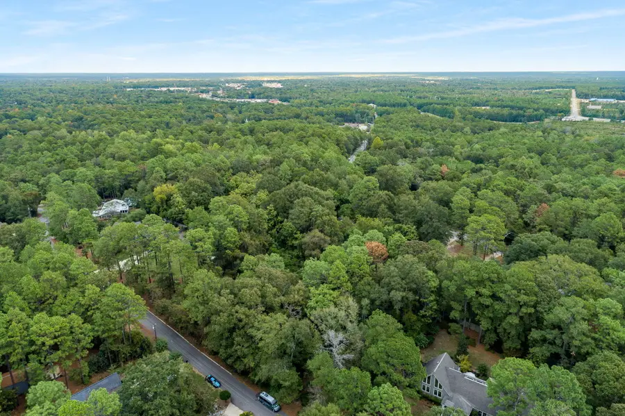 000 Dogwood Dr., Hattiesburg, MS 39402 - #3