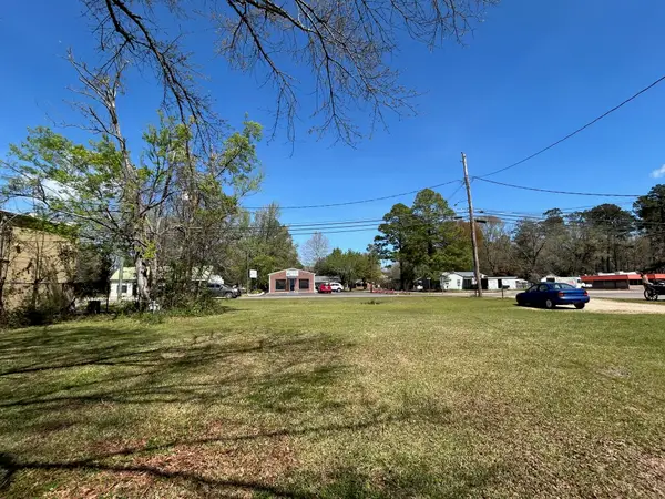 00 Broad St, Columbia, MS 39429