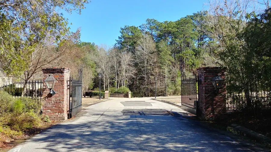 000 Seventeen Place, Hattiesburg, MS 39402 - #2