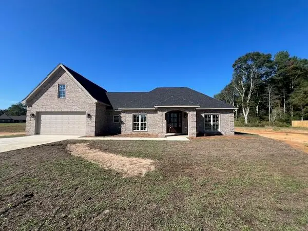33 M D Thompson Rd, Moselle, MS 39459