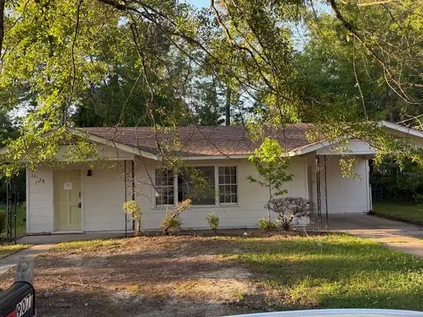 907 Wedgewood Dr., Hattiesburg, MS 39401