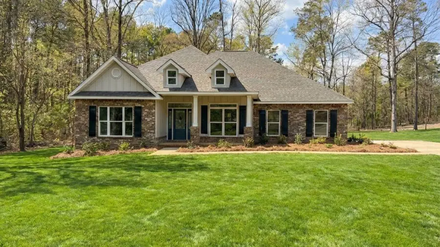 21 Worthington, Hattiesburg, MS 39402 - #2