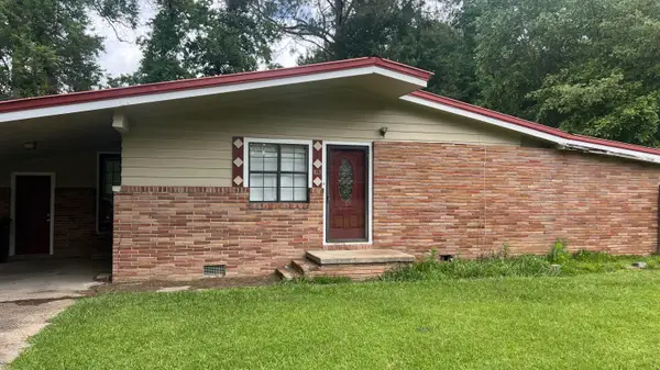 813 Greymont Dr., Columbia, MS 39429