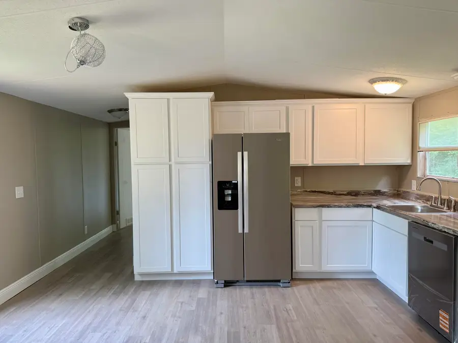 22 J E Brown Dr., Columbia, MS 39429 - Image #2