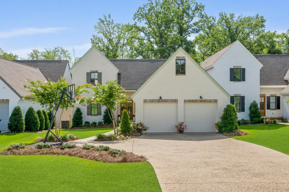 16 Pecan Acres, Hattiesburg, MS 39402 - Image #1