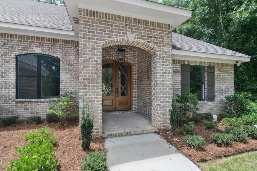 157 Courtland Dr., Hattiesburg, MS 39402 - Image #2