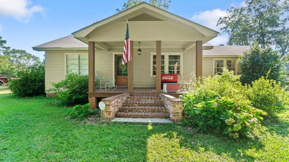 693 Joe Perrett Rd., Laurel, MS 39443 - #1